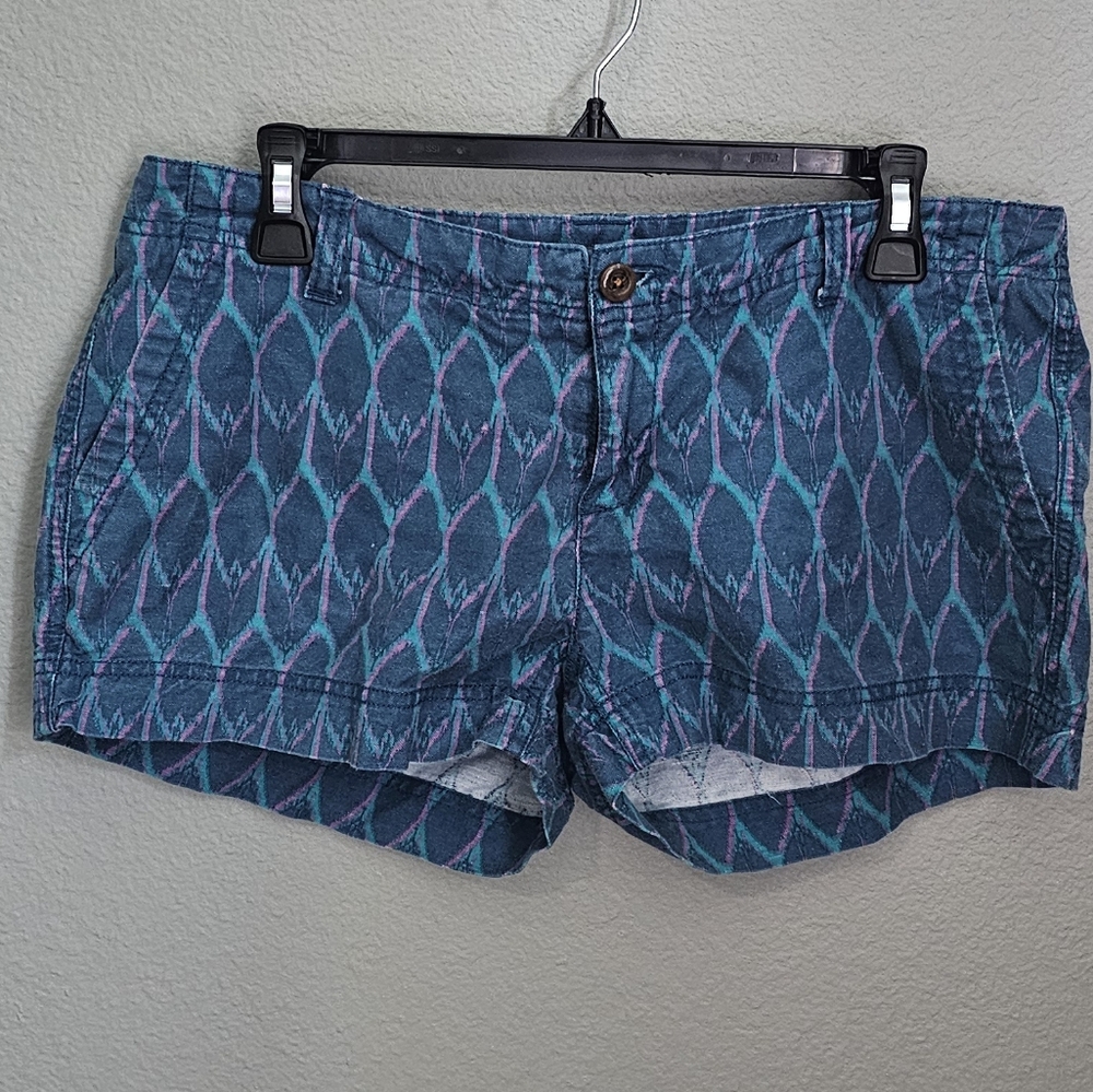 The Northface linen shorts size 8
